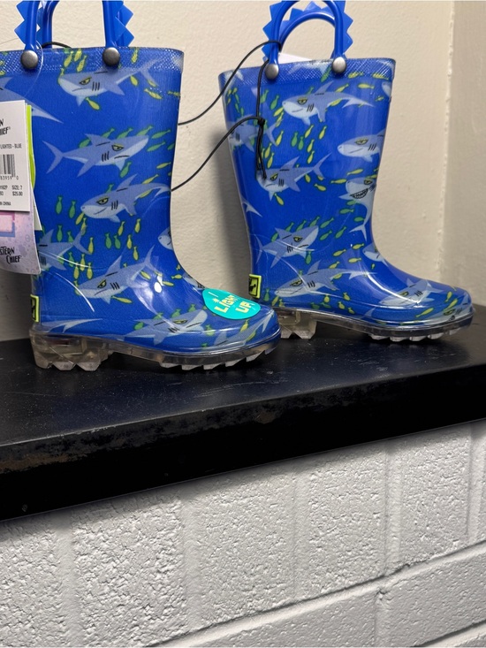 Western Chief Other - Western Chief Shark Swim Light Up Rain Boots Kids Size 7 Blue NWT Waterproof